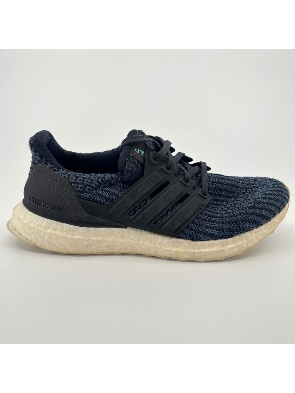 Adidas UltraBoost 4.0 Parley Womens Size 6 Blue Athletic Running Shoes Sneakers